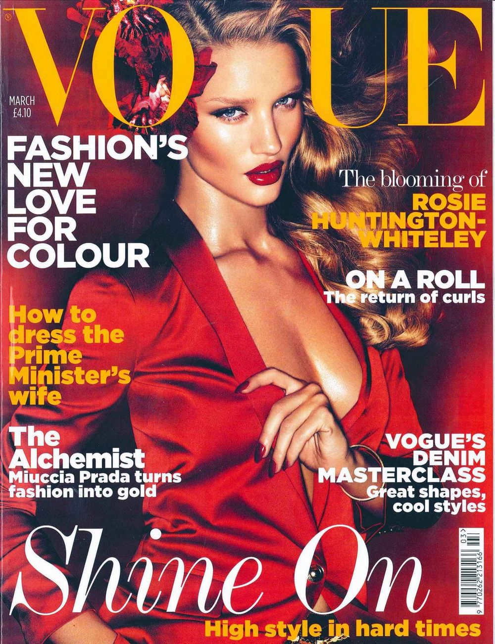 Rosie Huntington-Whiteley topless w marcowym wydaniu magazynu Vogue