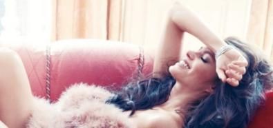 Sofia Vergara - aktorka i jej piersi w magazynie Vanity Fair