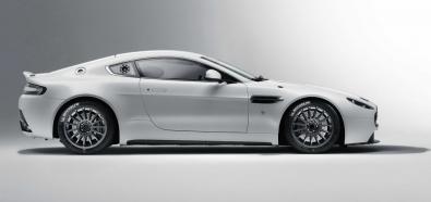 2011 Aston Martin GT4