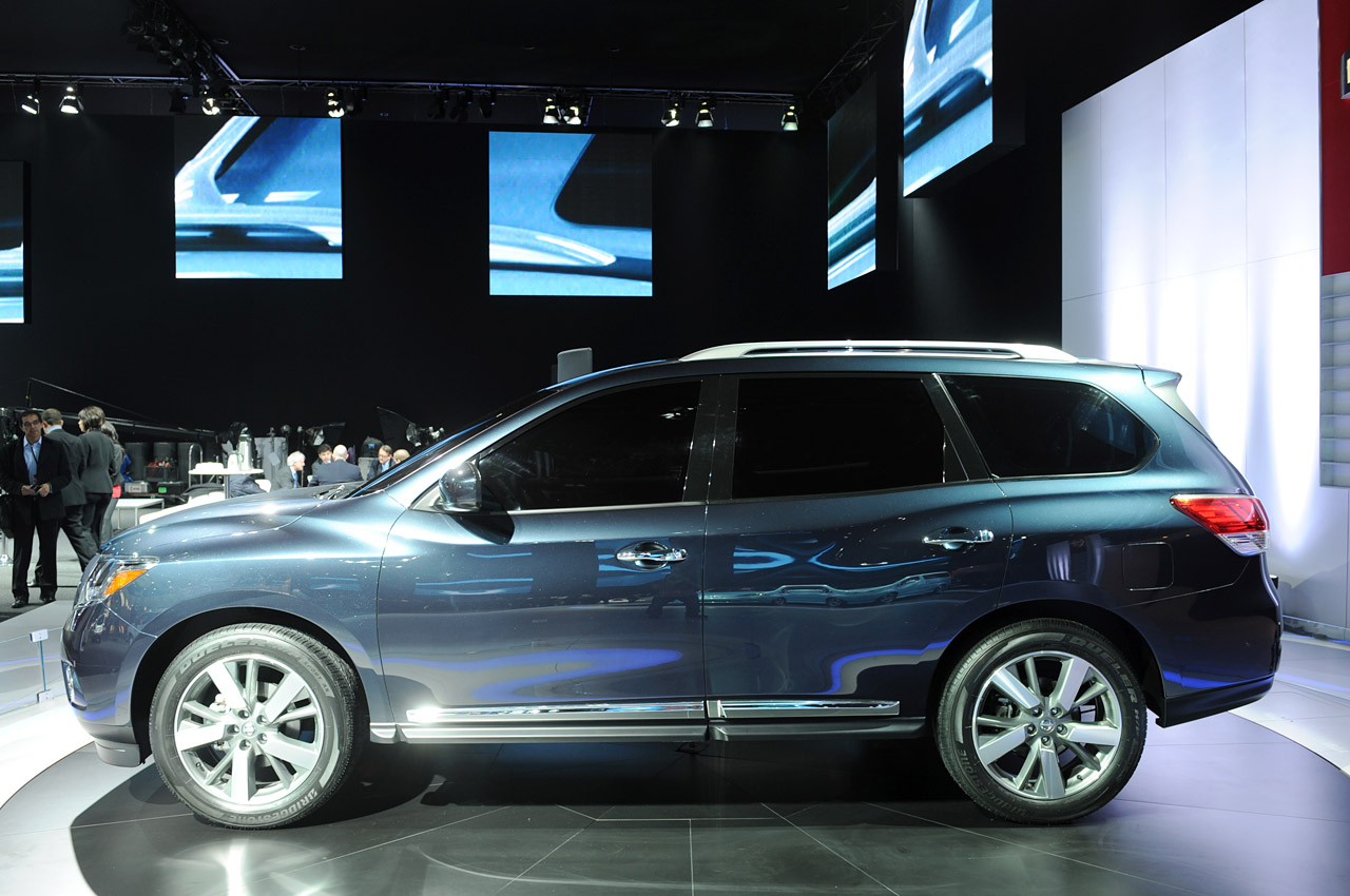 Nissan Pathfinder 2012