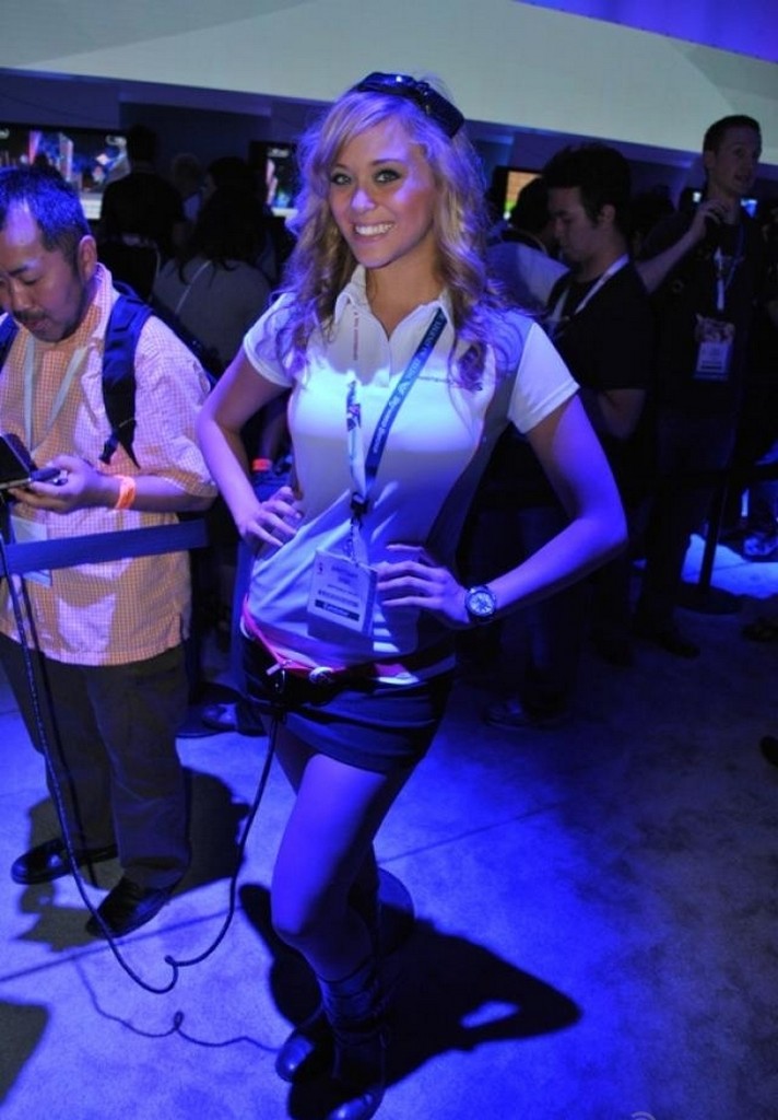 E3 2011 - Booth Babes