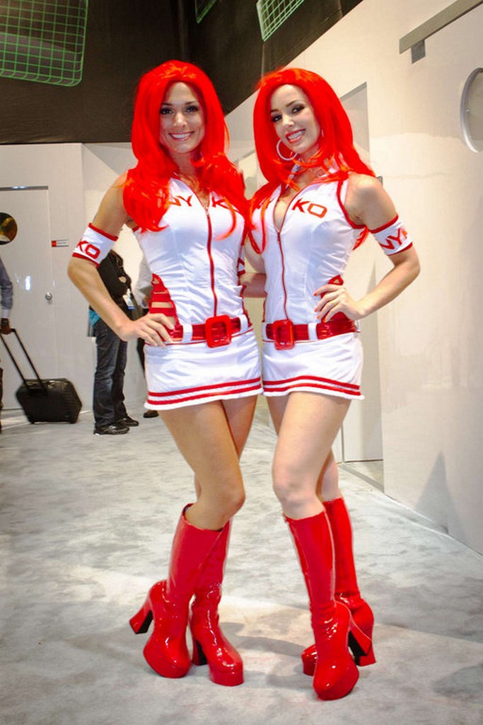 E3 2011 - Booth Babes