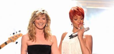 Rihanna zaśpiewała na gali Country Music Awards
