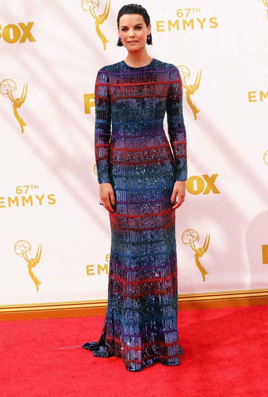 Sophie Turner, January Jones, Sofia Vergara i inne gwiazdy na gali rozdania nagród Emmy 2015