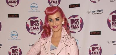 Katy Perry, Lady Gaga, Hayden Panettrie, Selena Gomez, Bar Refaeli - MTV Europe Music Awards w Belfaście