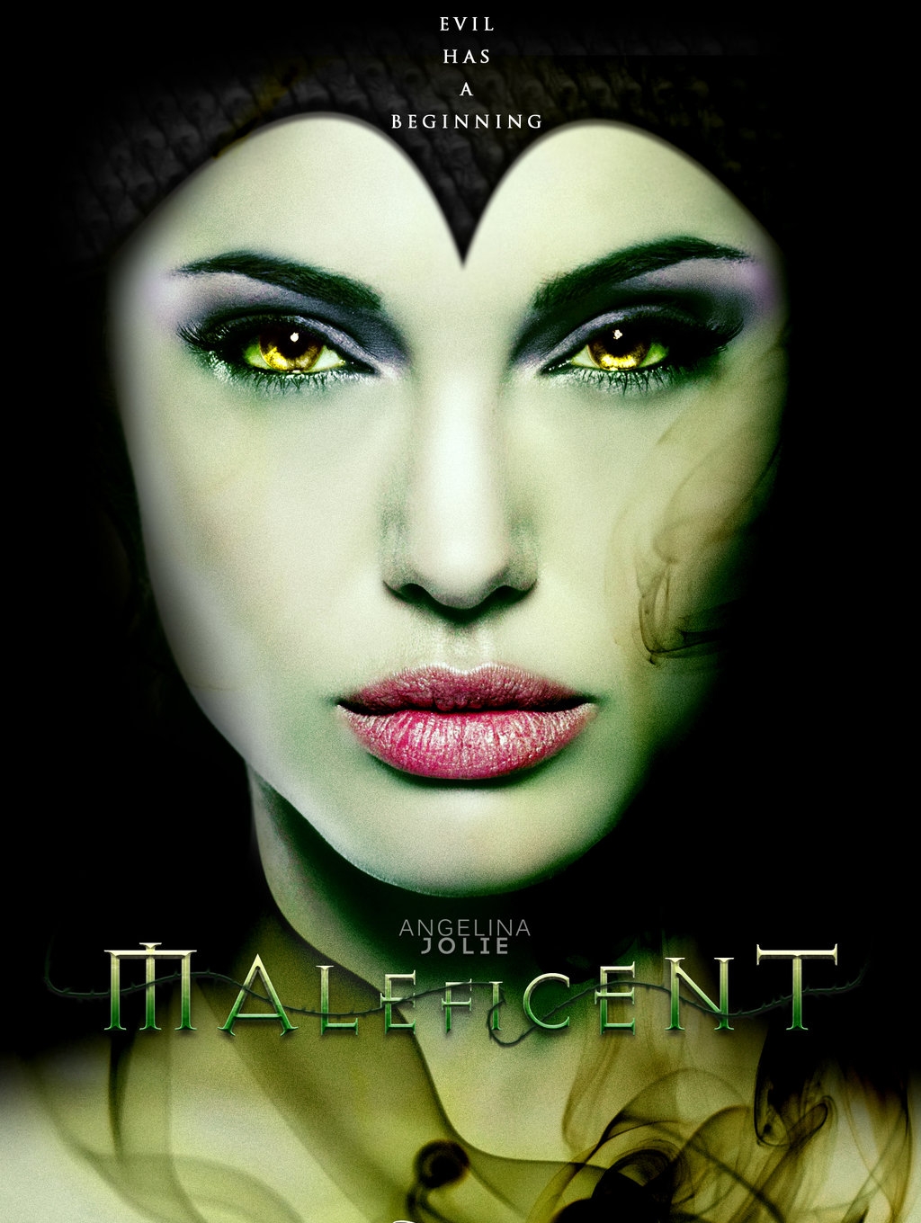 Angelina Jolie jako zła królowa w zwiastunie "Maleficent"