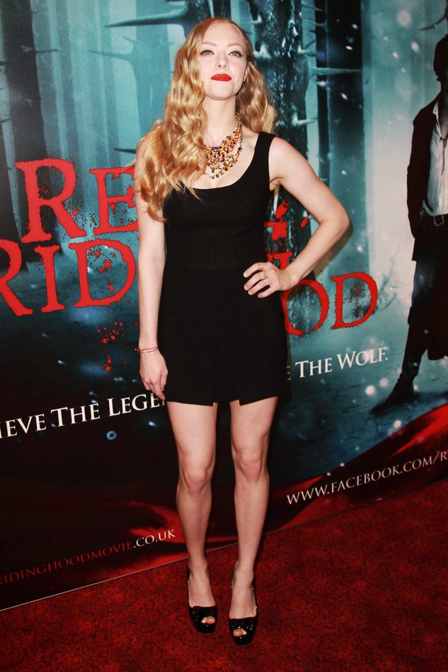 Amanda Seyfried na premierze "Red Riding Hood" w Londynie