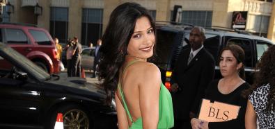 Freida Pinto na premierze filmu Rise of the Planet of the Apes w Los Angeles