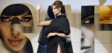 Angelina Jolie promuje Salt