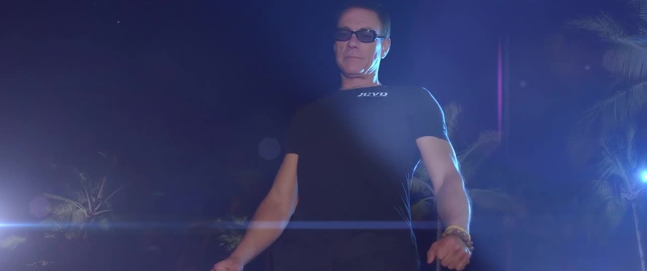 Charlie Sheen i Jean-Claude Van Damme w imprezowym klipie "The Hum"