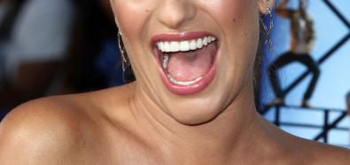Lea Michele szaleje za swoim biustem 
