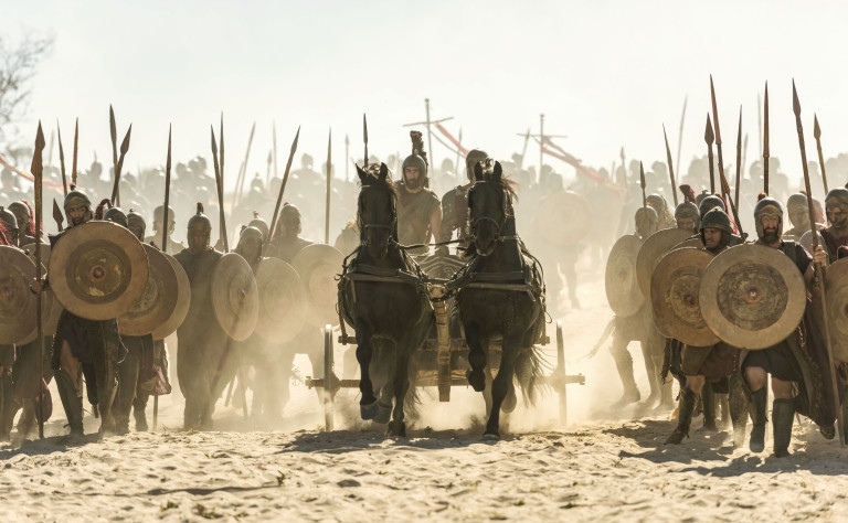 Troy: A Fall of a City - oficjalne zdjęcia serialu BBC i Netflixa o wojnie trojańskiej