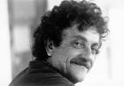 Kurt Vonnegut ? wzorowe szyderstwo i gorzki humor
