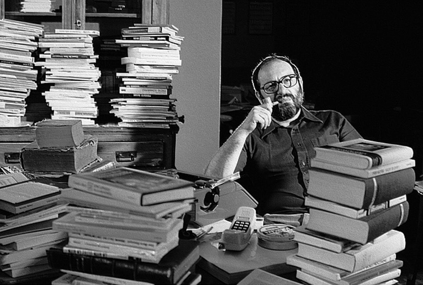 Umberto Eco i George R.R. Martin - najchętniej kupowani autorzy