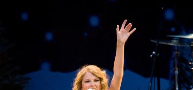 Taylor Swift - Jingle Ball 2009