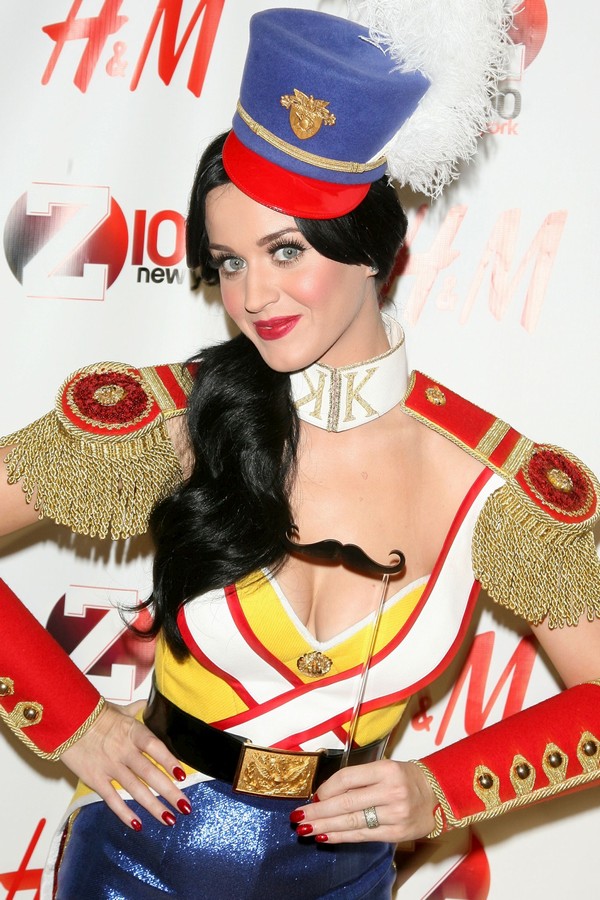 Katy Perry zaśpiewała "Teenage Dream" na Jingle Ball w Nowym Jorku