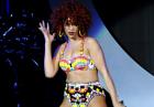 Rihanna czy Katy Perry - która seksowniejsza na koncertach? 