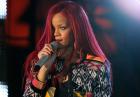 Rihanna zaśpiewała "What's My Name?" w programie MTV "The Seven"