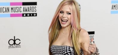 Avril Lavigne na gali American Music Awards 2010