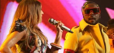 Fergie zaśpiewała z The Black Eyed Peas na gali American Music Awards 2010