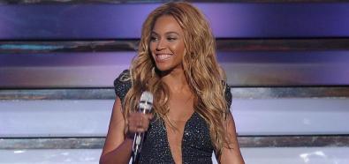 Beyonce wystapiła w czasie finału programu American Idol 10