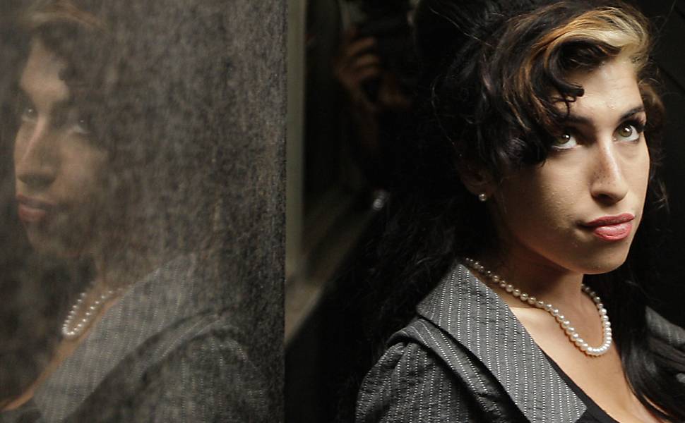 Amy Winehouse - oficjalny raport ws. śmierci piosenkarki