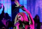 Avril Lavigne zaśpiewała "What The Hell" w Nowym Jorku