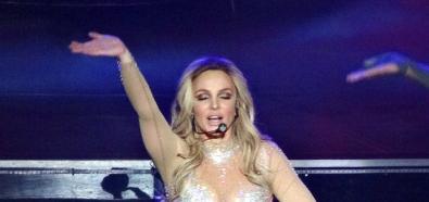 Britney Spears z domalowanymi mięśniami brzucha?