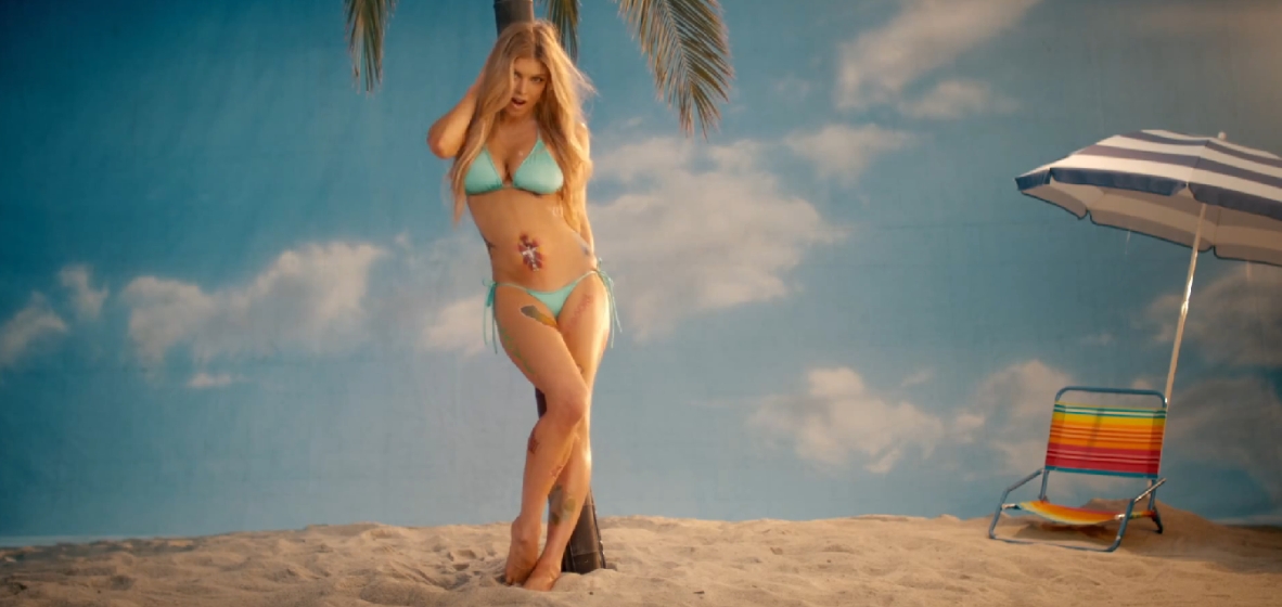 Fergie w bikini w nowym teledysku