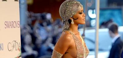 Rihanna została ikoną mody i odsłoniła wszystko 