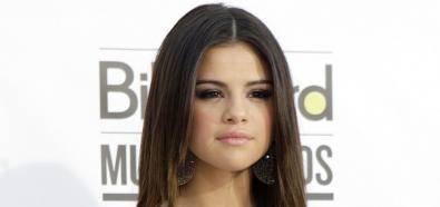 Selena Gomez na Billboard Music Awards 2011