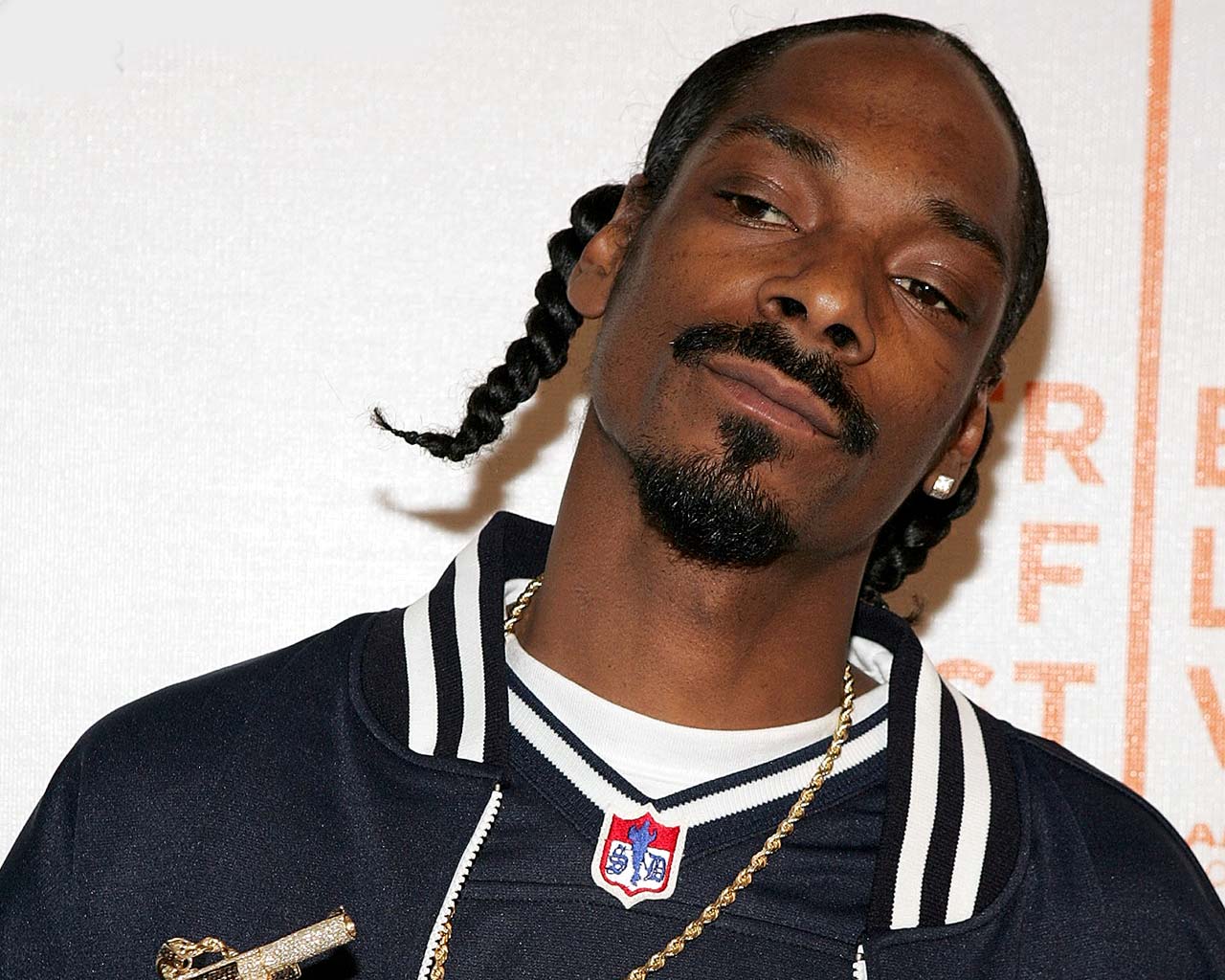 Snoop Dogg z udziałami w słynnym klubie piłkarskim chce Beckhama