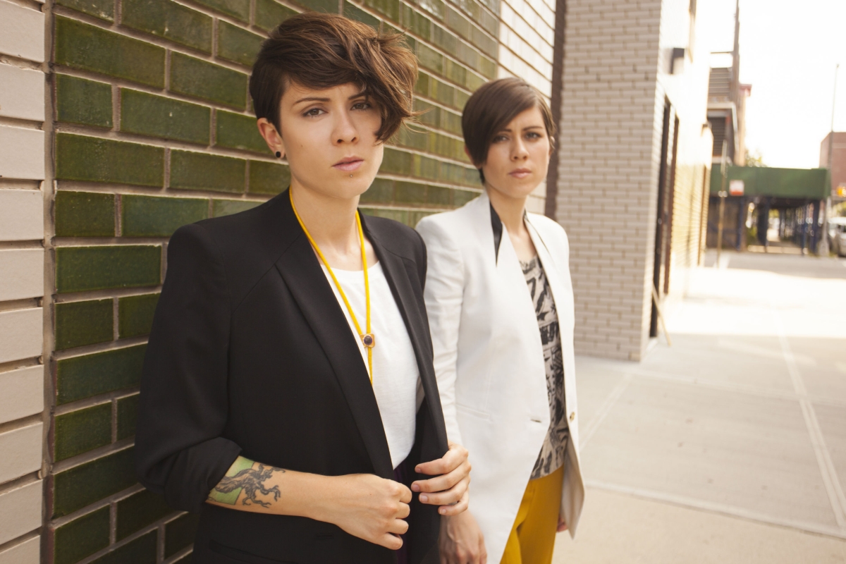 Tegan i Sara ? lesbijki bliźniaczki atakują mainstream 