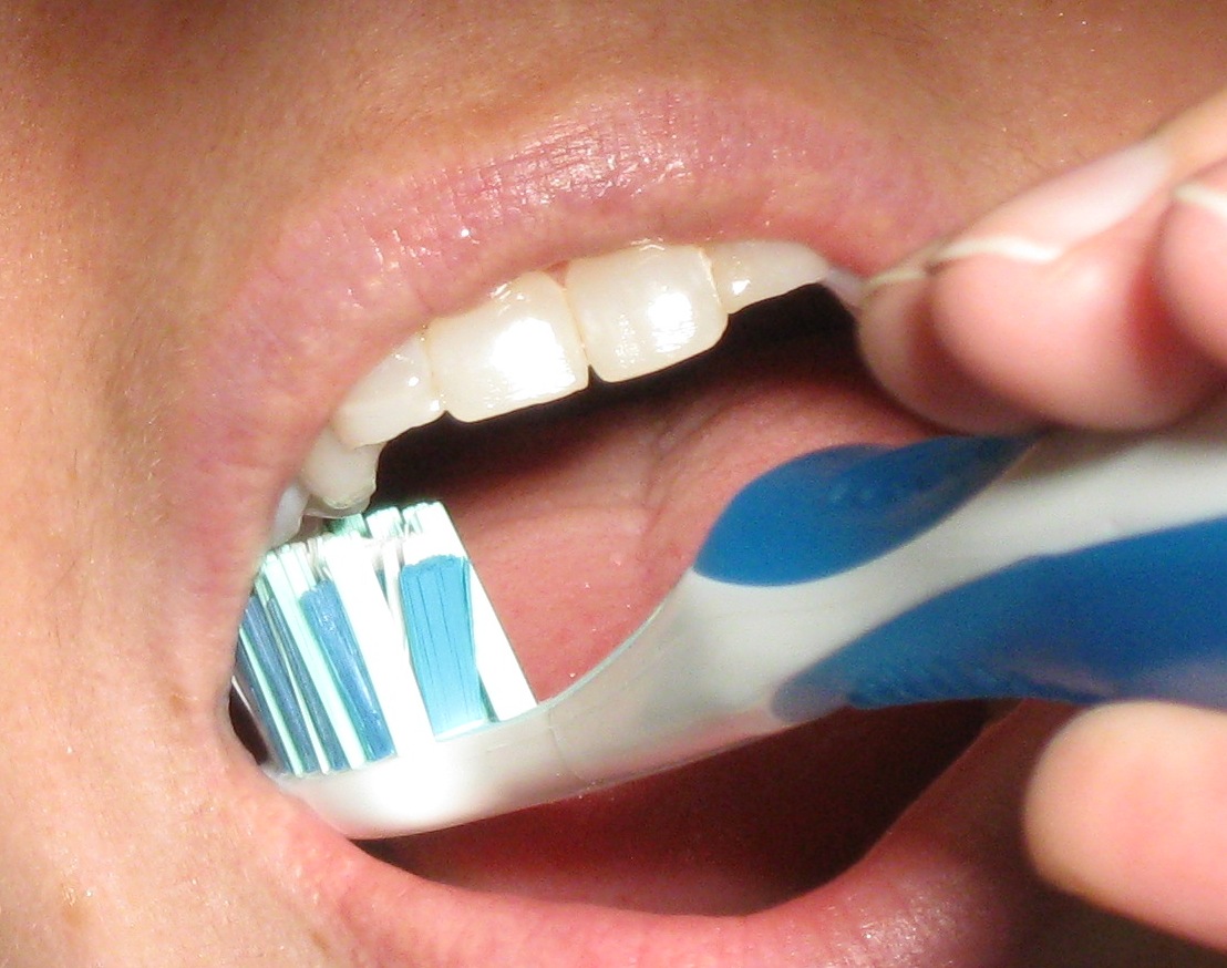 Zdrowie i higienia - błędy podczas szczotkowania zębów