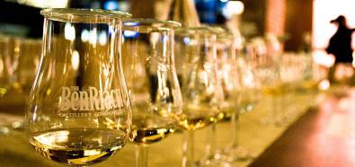 Alkohole i męskie używki - jak pić i degustować whisky