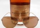 Moet & Chandon Rose - szampan i okulary przeciwsłoneczne