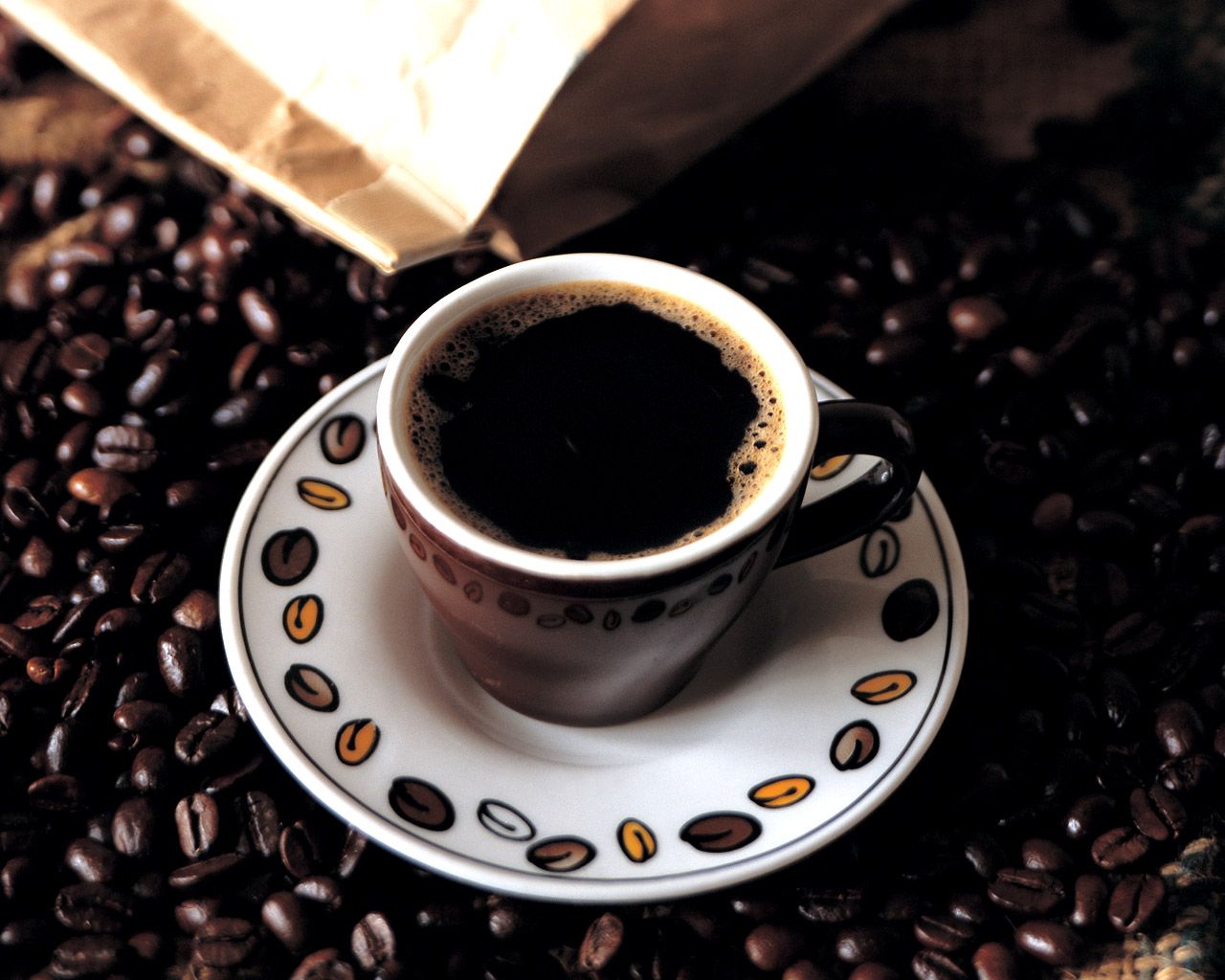 "Kawa. Sekrety baristy", czyli jak umilić sobie życie czarnym napojem? 