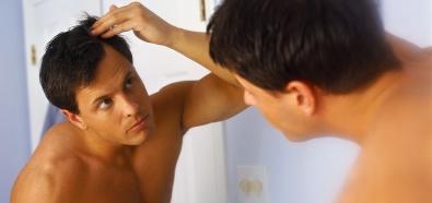 Kosmetyki i pielęgnacja - zalety stosowania peelingu do twarzy