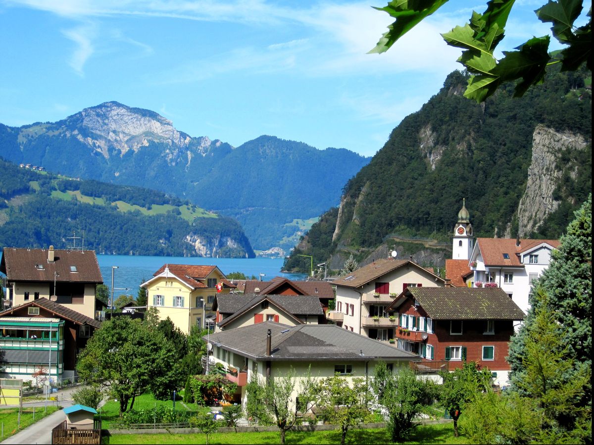 Szwajcaria - kraina mlekiem i miodem płynąca
