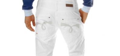 Białe spodnie