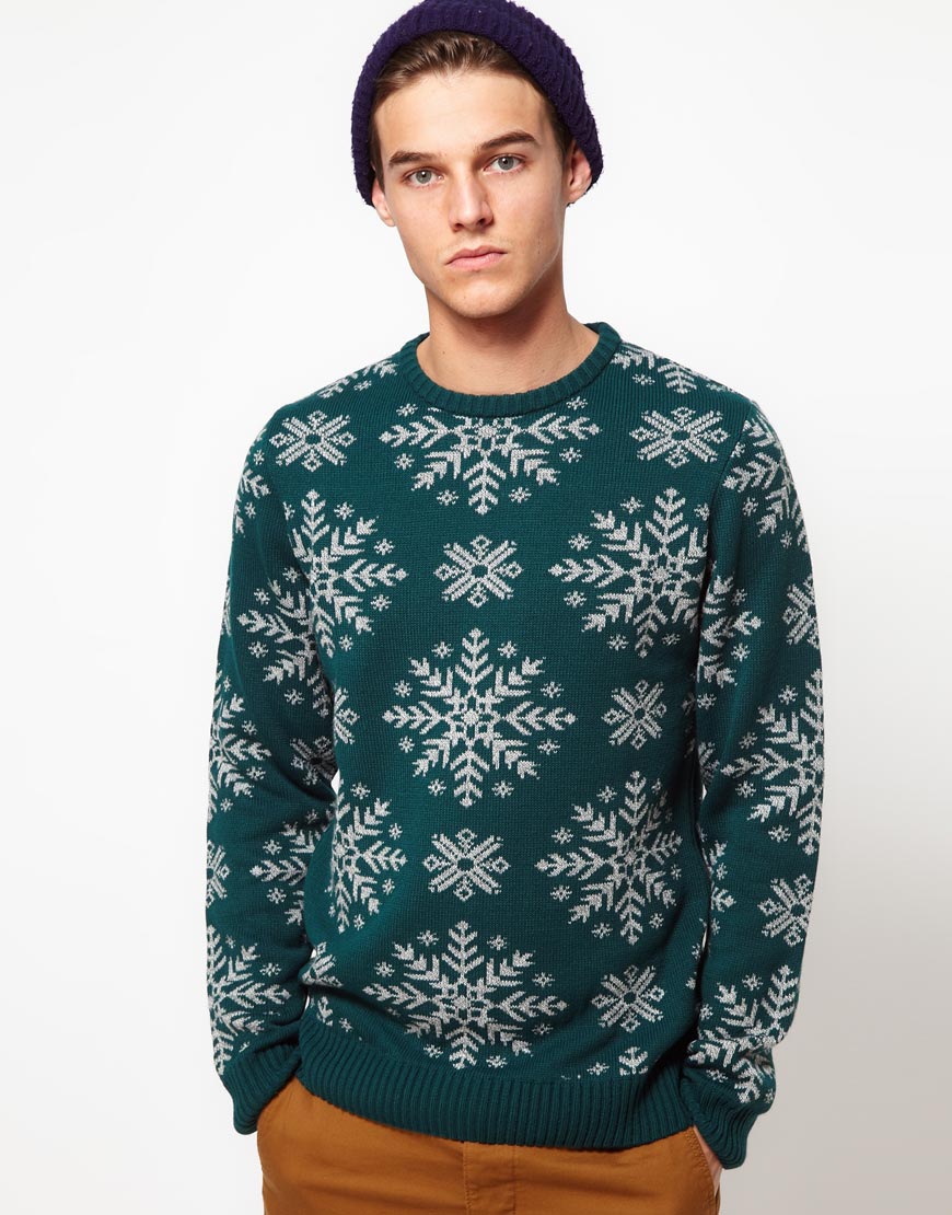 Sweter w hołdzie świątecznej atmosferze 