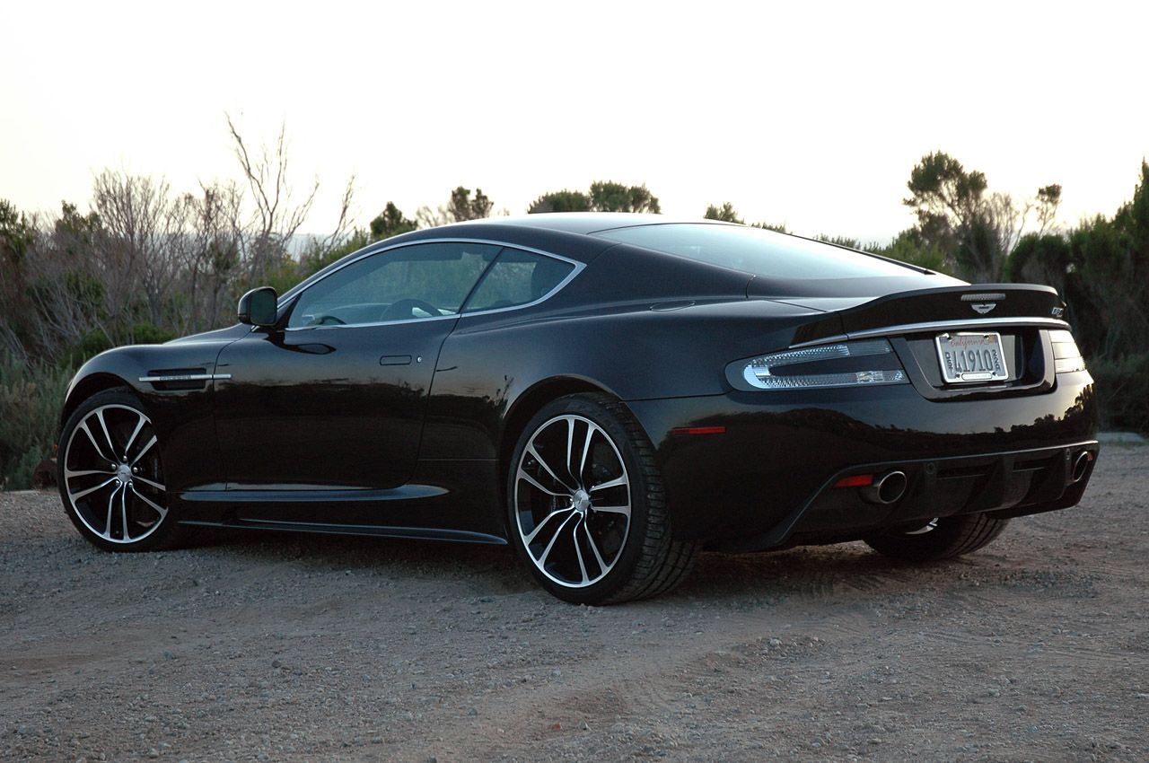 Aston Martin DBS Carbon Edition