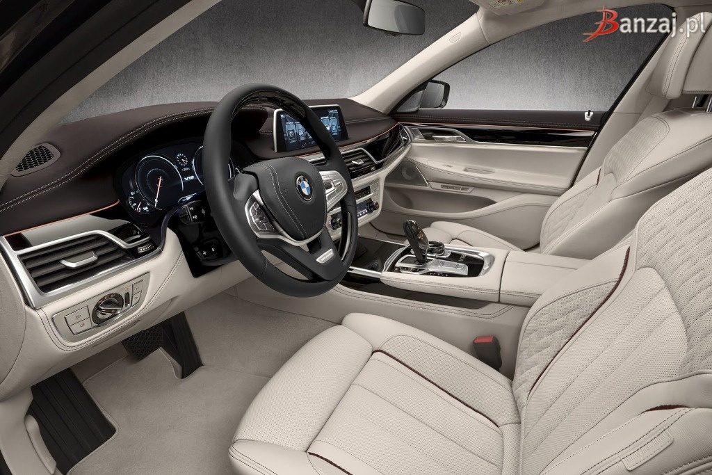 BMW M760Li xDrive Excellence