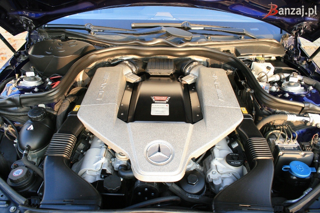 Mercedes E63 AMG