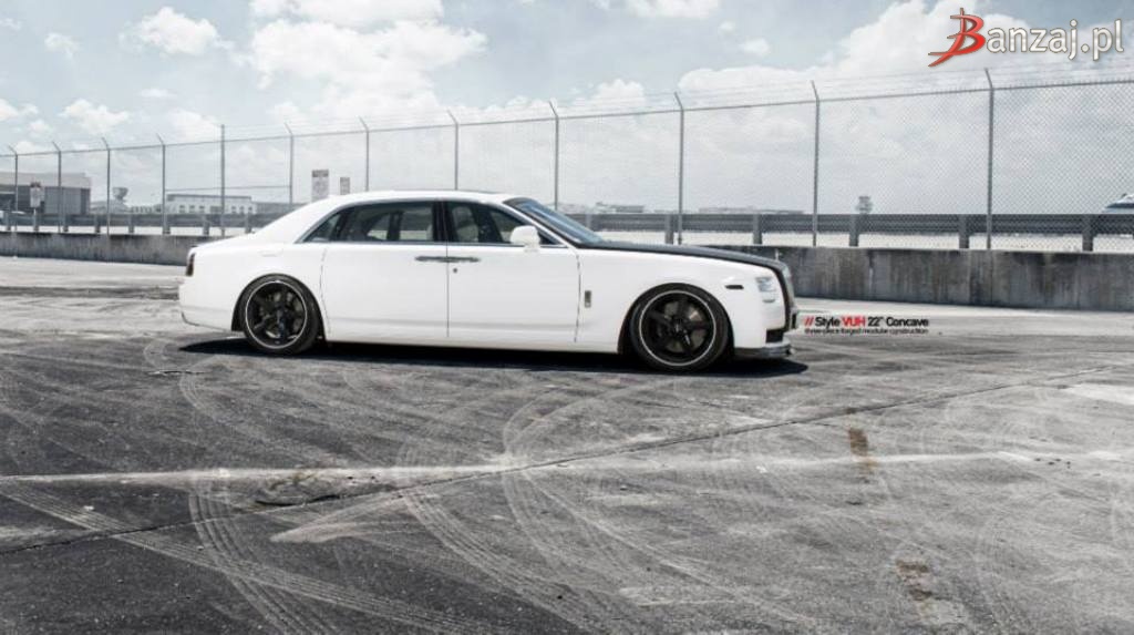 Rolls Royce Ghost MC Customs