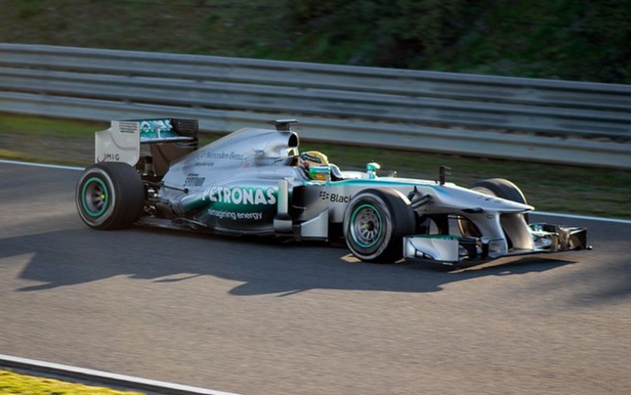 F1: Lewis Hamilton wygrał kwalifikacje do GP Chin