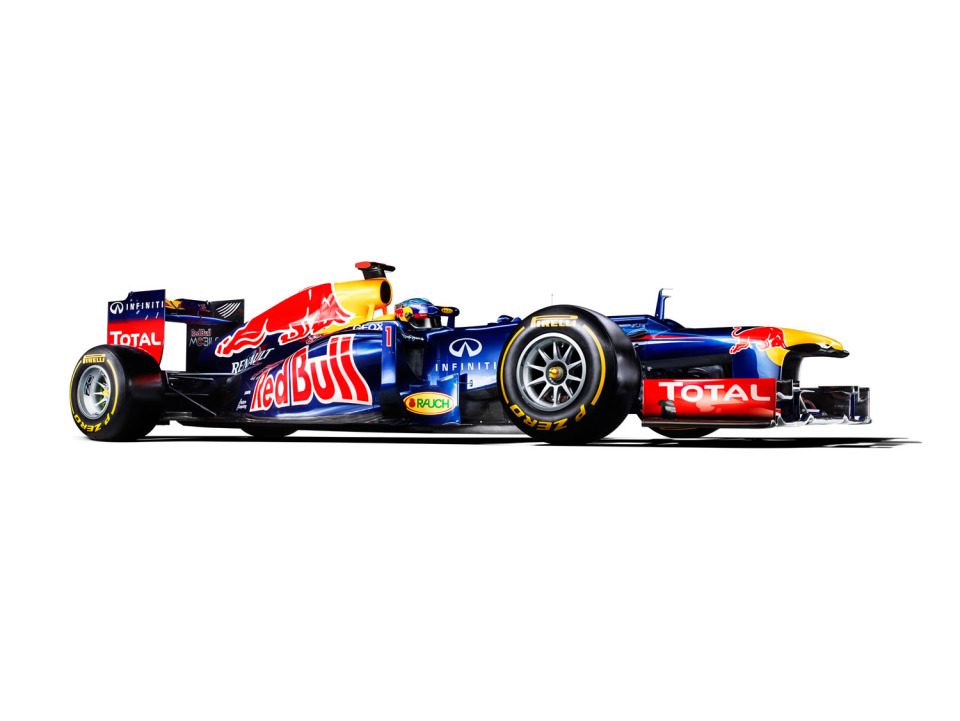 F1: Red Bull zaprezentował swój nowy bolid - RB8  