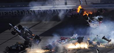 Karambol w IndyCar. Don Wheldon zmarł w wyniku obrażeń