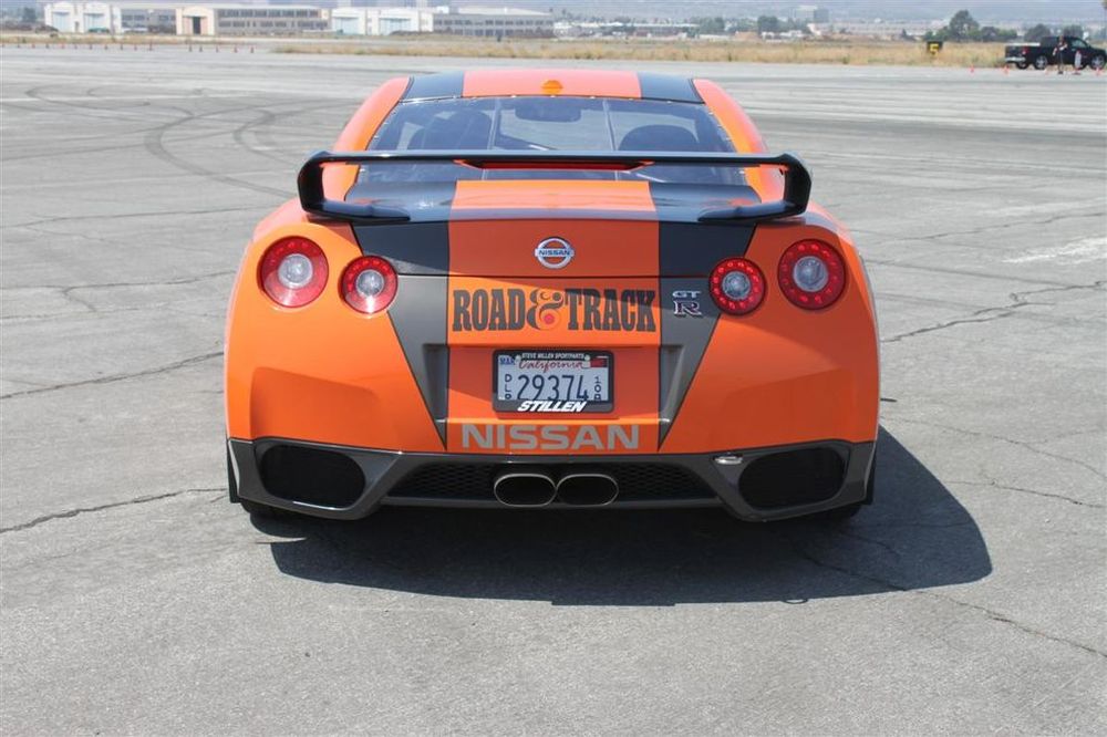 Nissan GT-R tuning - auto wyścigowe wg Stillen