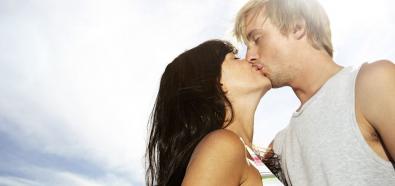 Uwodzenie i podrywanie - czego nie robić podczas całowania